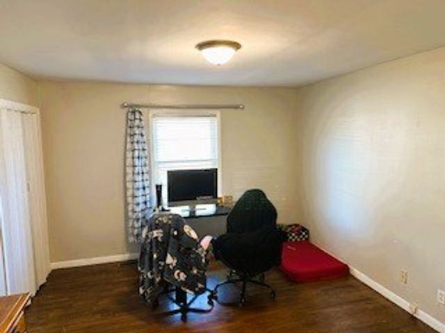 301 Linda Dr, Hopkinsville, KY 42240