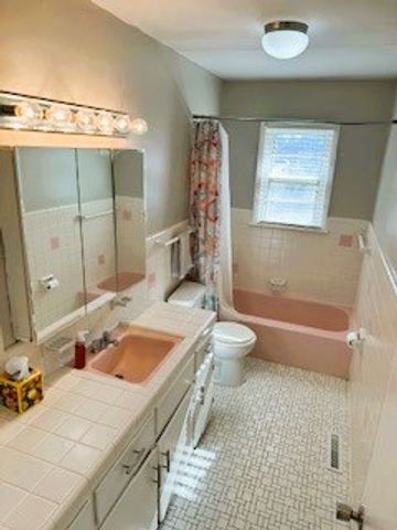 301 Linda Dr, Hopkinsville, KY 42240