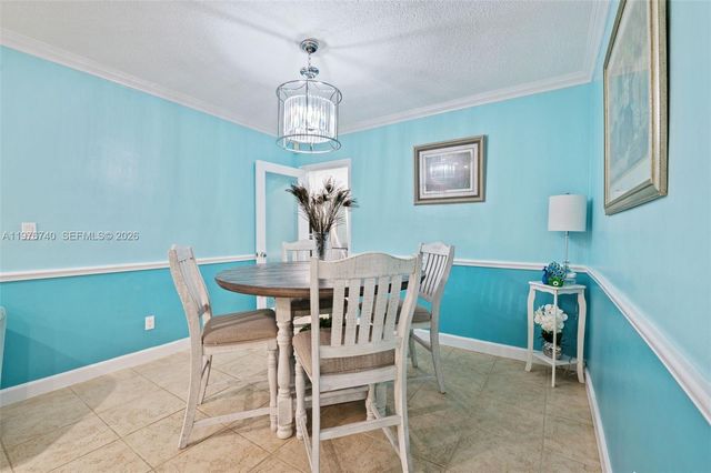 9838 SW 94th Ter, Miami, FL 33176