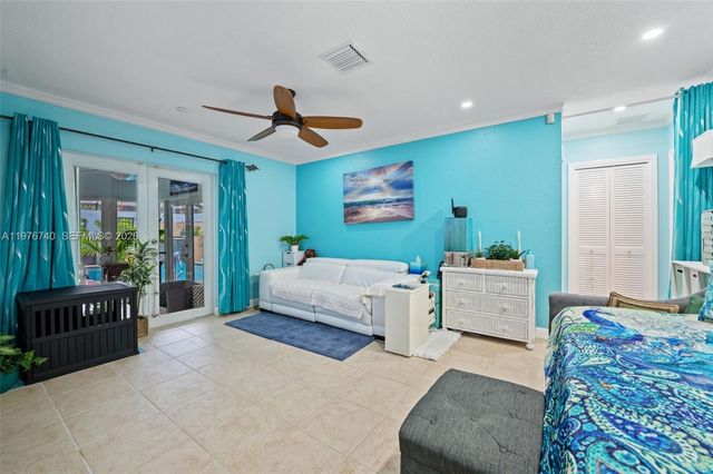 9838 SW 94th Ter, Miami, FL 33176