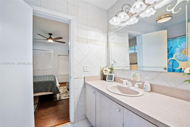 9838 SW 94th Ter, Miami, FL 33176