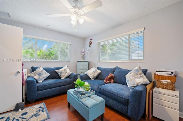 9838 SW 94th Ter, Miami, FL 33176