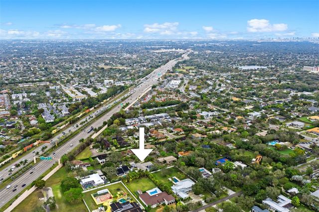 9838 SW 94th Ter, Miami, FL 33176