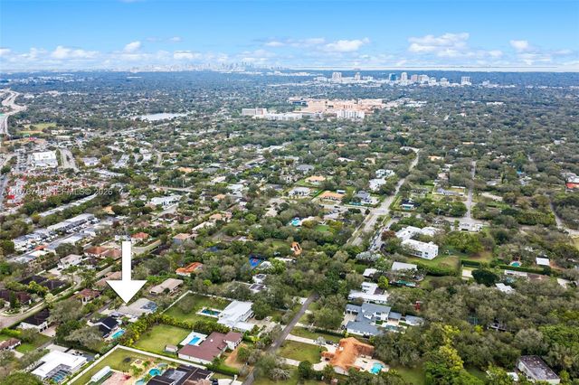 9838 SW 94th Ter, Miami, FL 33176