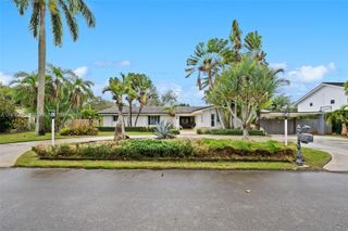 9838 SW 94th Ter, Miami, FL 33176