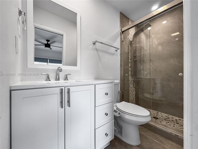 19100 Bobolink Dr, Hialeah, FL 33015