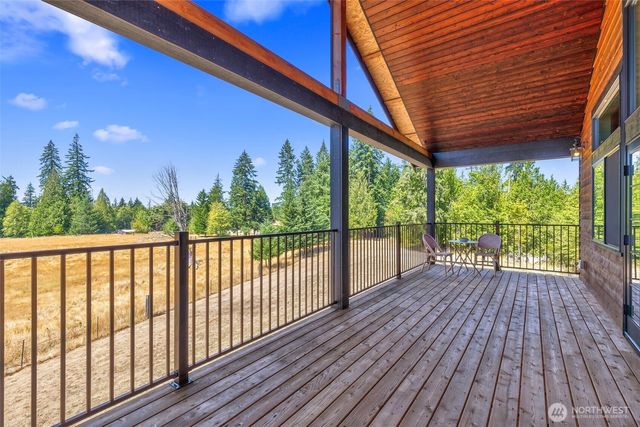 21325 Pugh Road NE, Poulsbo, WA 98370