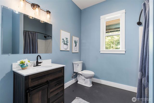 21325 Pugh Road NE, Poulsbo, WA 98370