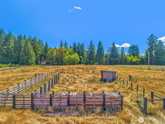21325 Pugh Road NE, Poulsbo, WA 98370