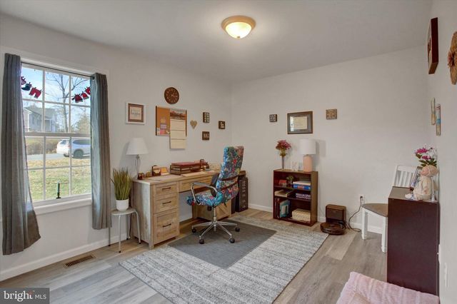 4034 PERCY AVE, Chambersburg, PA 17202