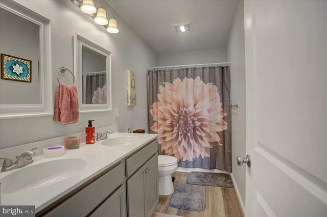 4034 PERCY AVE, Chambersburg, PA 17202