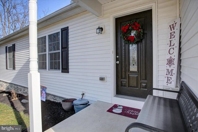 4034 PERCY AVE, Chambersburg, PA 17202