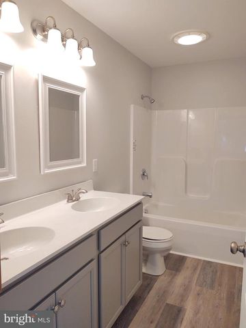 4034 PERCY AVE, Chambersburg, PA 17202