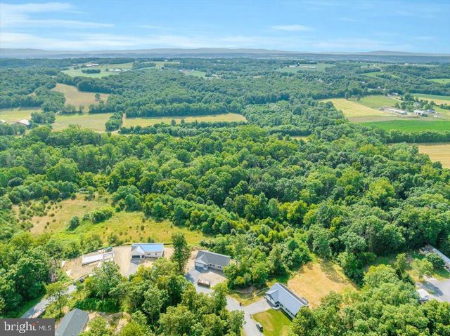 4034 PERCY AVE, Chambersburg, PA 17202