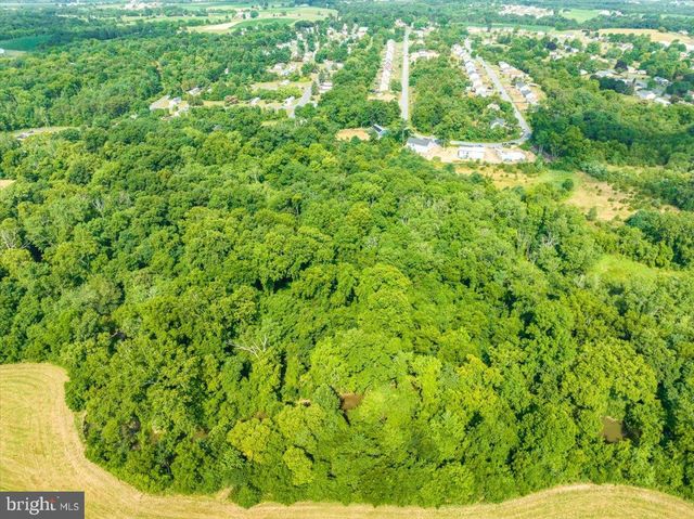 4034 PERCY AVE, Chambersburg, PA 17202