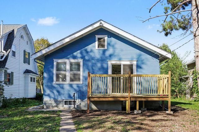 1480 Albert Street N, Saint Paul, MN 55108
