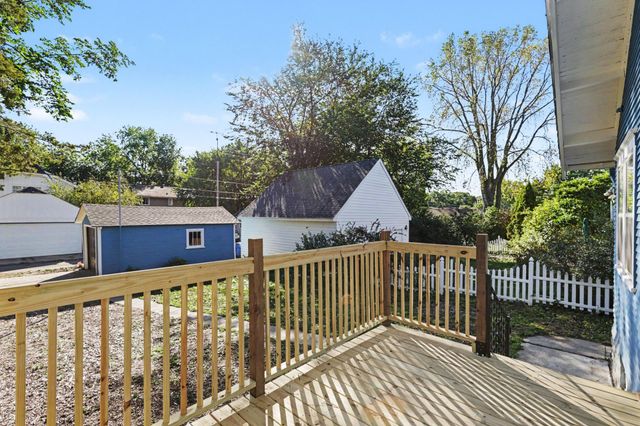 1480 Albert Street N, Saint Paul, MN 55108