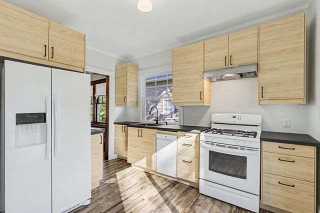 1480 Albert Street N, Saint Paul, MN 55108