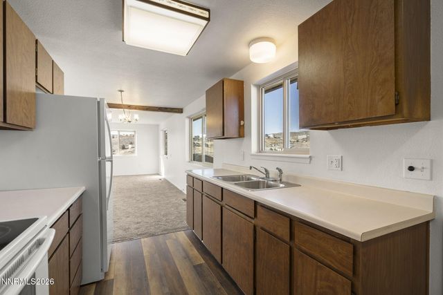 5725 Jim Denning Way, Sun Valley, NV 89433