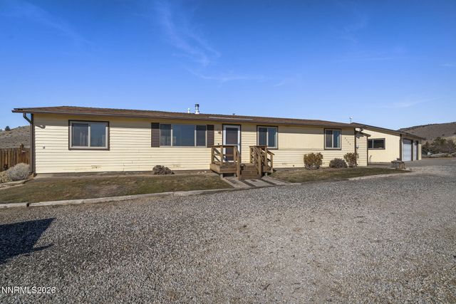 5725 Jim Denning Way, Sun Valley, NV 89433