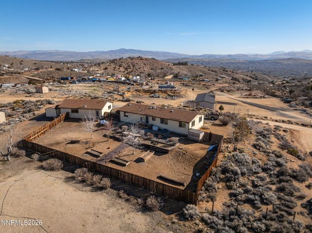 5725 Jim Denning Way, Sun Valley, NV 89433