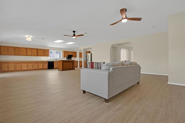 640 Bella Vista CIR, Kyle, TX 78640