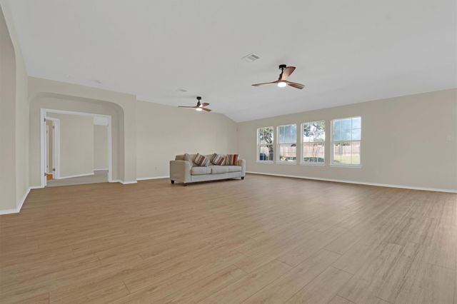 640 Bella Vista CIR, Kyle, TX 78640