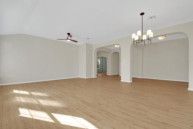 640 Bella Vista CIR, Kyle, TX 78640