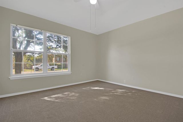 640 Bella Vista CIR, Kyle, TX 78640