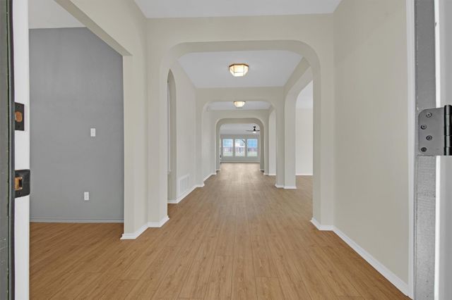 640 Bella Vista CIR, Kyle, TX 78640