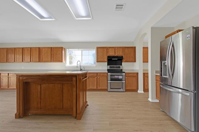 640 Bella Vista CIR, Kyle, TX 78640