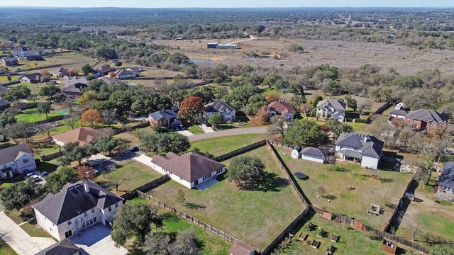 640 Bella Vista CIR, Kyle, TX 78640