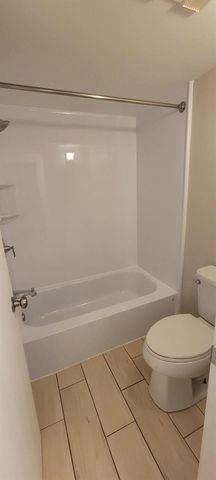 1125 Lake Shore Drive 202, Lake Park, FL 33403