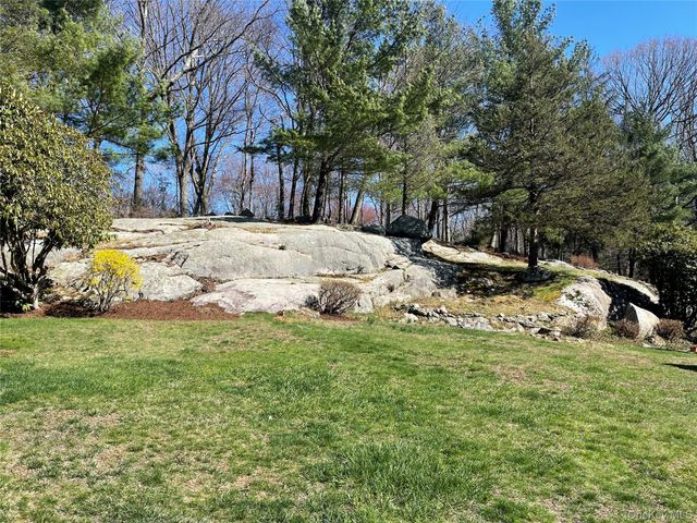 34 Glen Drive, South Salem, NY 10590