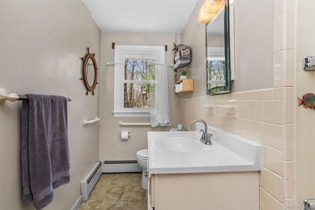 34 Glen Drive, South Salem, NY 10590