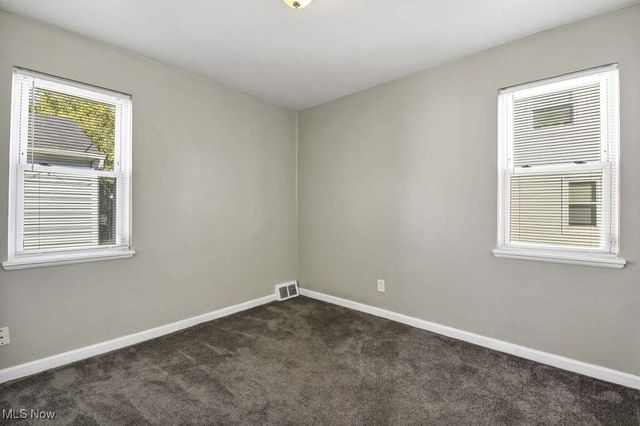 640 E 261st Street, Euclid, OH 44132