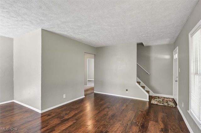 640 E 261st Street, Euclid, OH 44132