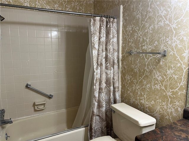 2607 W E Street, Russellville, AR 72801