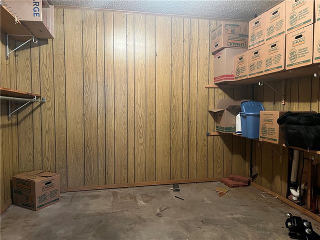 2607 W E Street, Russellville, AR 72801