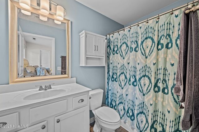 8593 Heirloom Drive NE, Leland, NC 28451