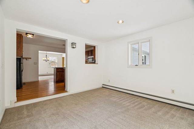 192 Cross Street, Hartford, VT 05001