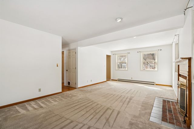 192 Cross Street, Hartford, VT 05001