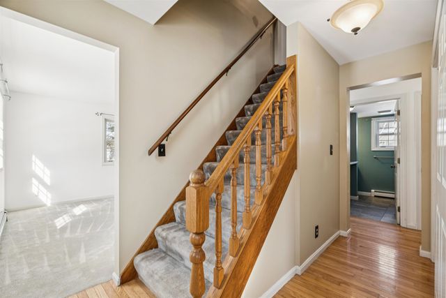 192 Cross Street, Hartford, VT 05001