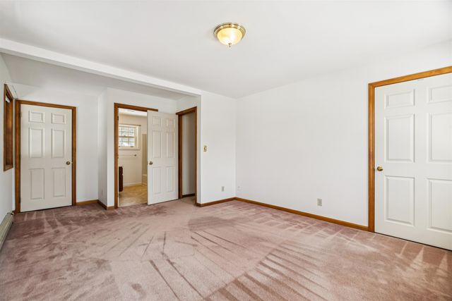 192 Cross Street, Hartford, VT 05001