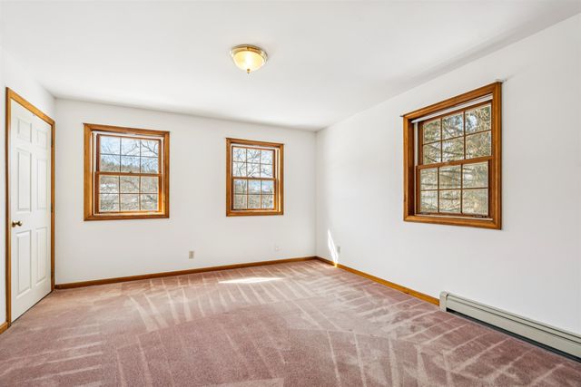 192 Cross Street, Hartford, VT 05001