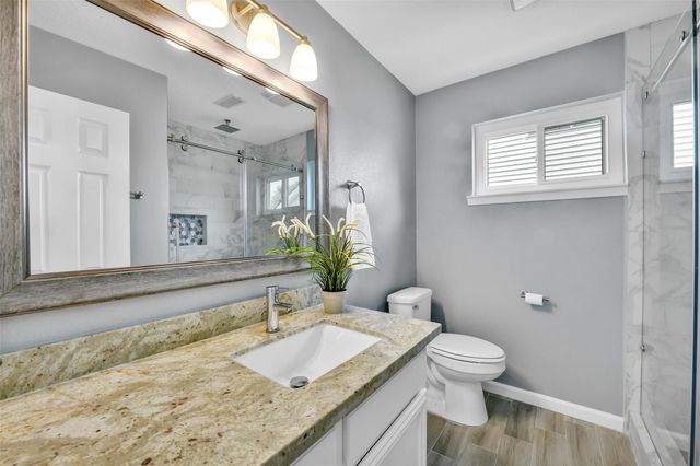 217 Old Oaks Street, League City, TX 77573