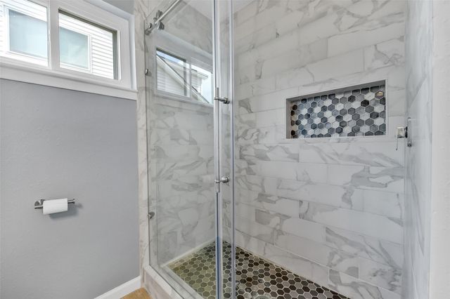 217 Old Oaks Street, League City, TX 77573