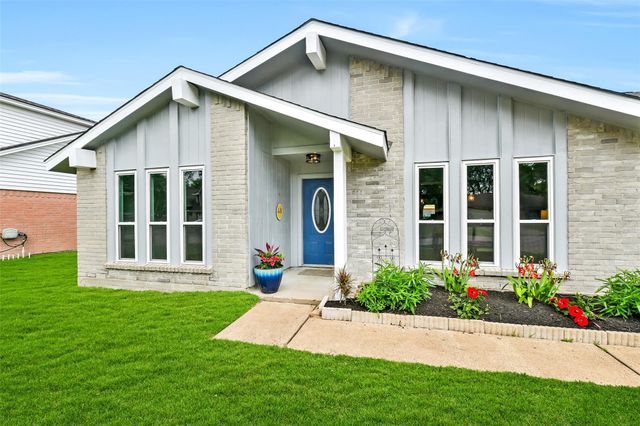 217 Old Oaks Street, League City, TX 77573