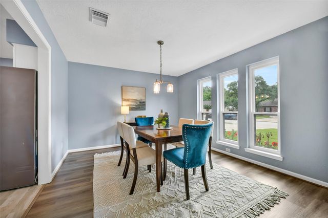 217 Old Oaks Street, League City, TX 77573