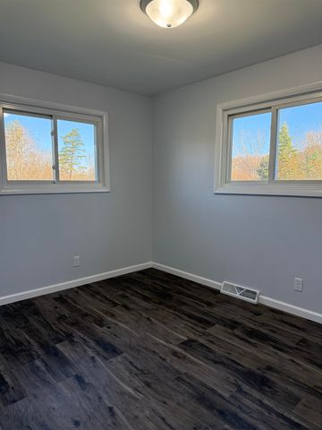 5412 E Stanley Road, Flint, MI 48506